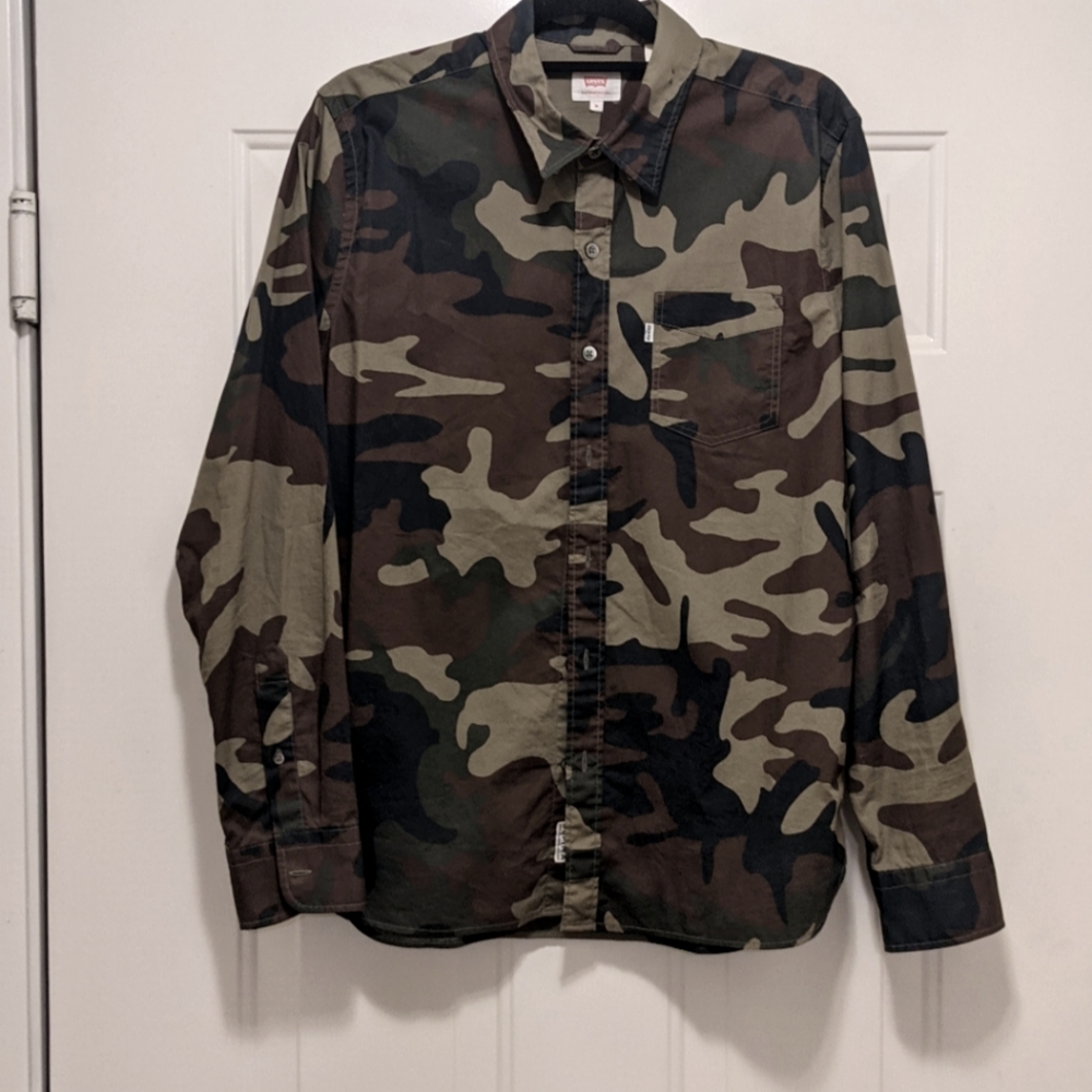 Levi's men's Camouflage long sleeve shirts